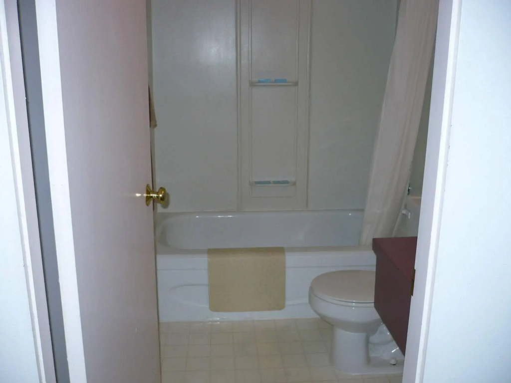 Hospitality Courtyard Inn