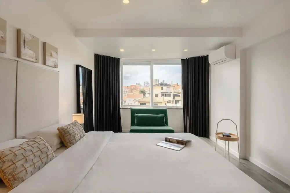 Breeze Apartment by Olala Homes