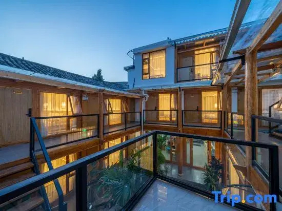 Jiangnan Designer | Log Cabin Garden · Time-Stitched Scenic Cafe Stay(Lijiang Gucheng South Gate)