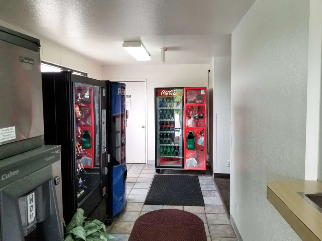 Motel 6-Normal, IL - Bloomington Area