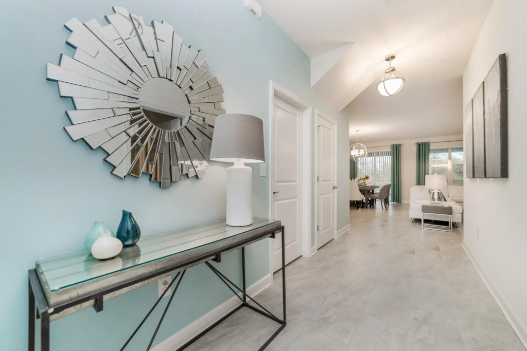 Spacious 6BR w Pool SPA With a Stunning Green View
