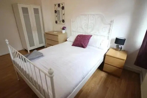 24 Ramsey Guest Apartment