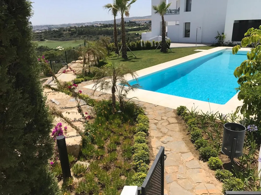 Luxury apartment near Estepona at Finca de Cortesin golf resort