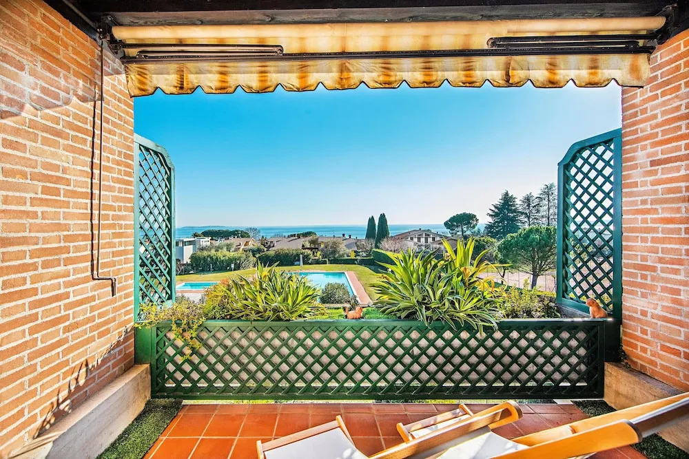 Residence Moniga Porto 1-08 by Wonderful Italy