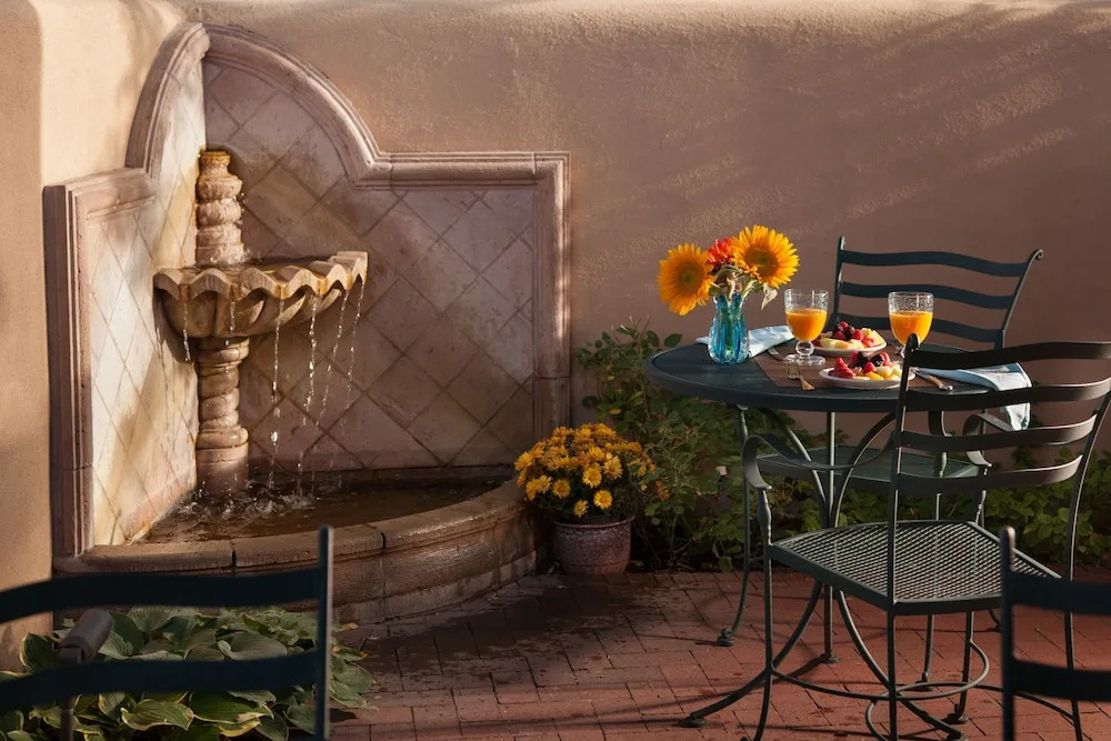 El Farolito B&B Inn