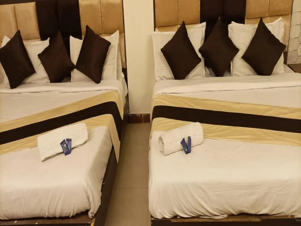 Staygo Hotel Near Haridwar Railway station