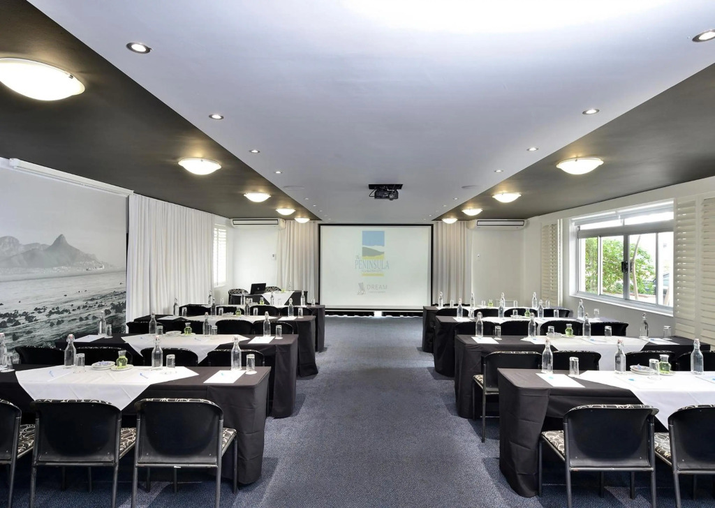 Peninsula All Suite Hotel by Dream Resorts
