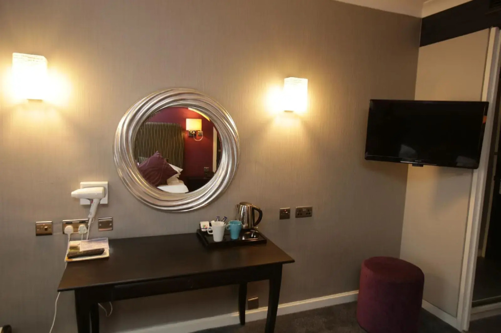 The Bruce Hotel