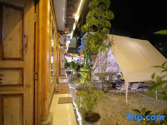 Jizu Mountain Adu Guanzhai Old House Ancestral Homestay