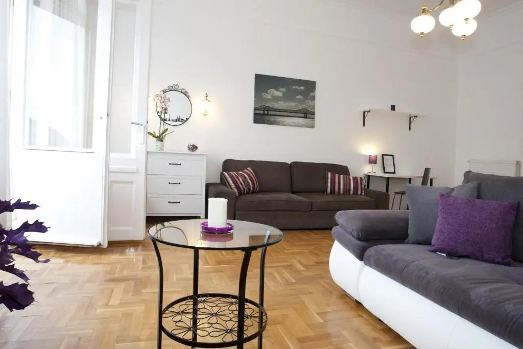 Alice Apartment
