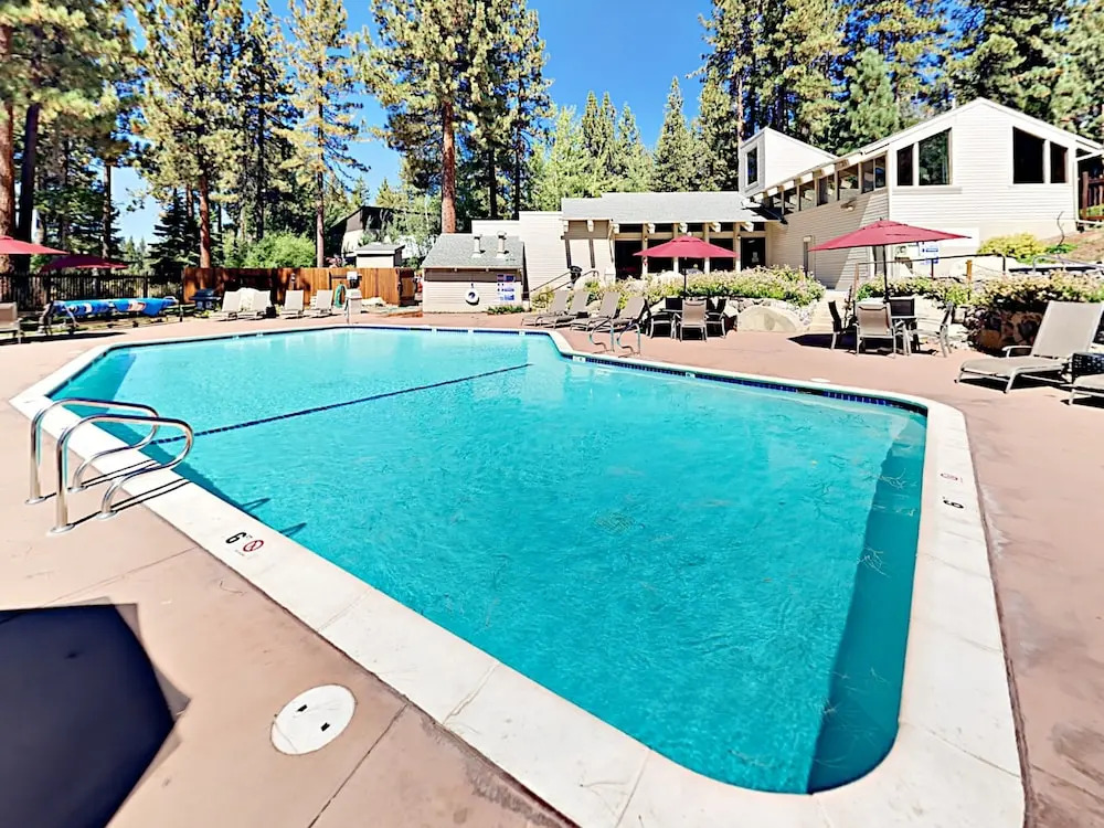 Lake Village Townhouse B