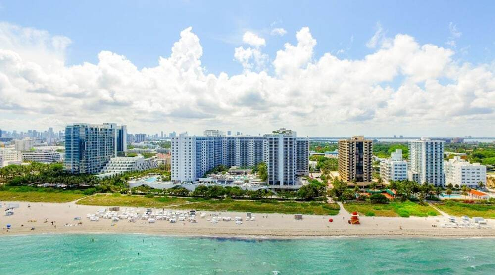 5 Star Oceanfront Hotel Residence - 1440