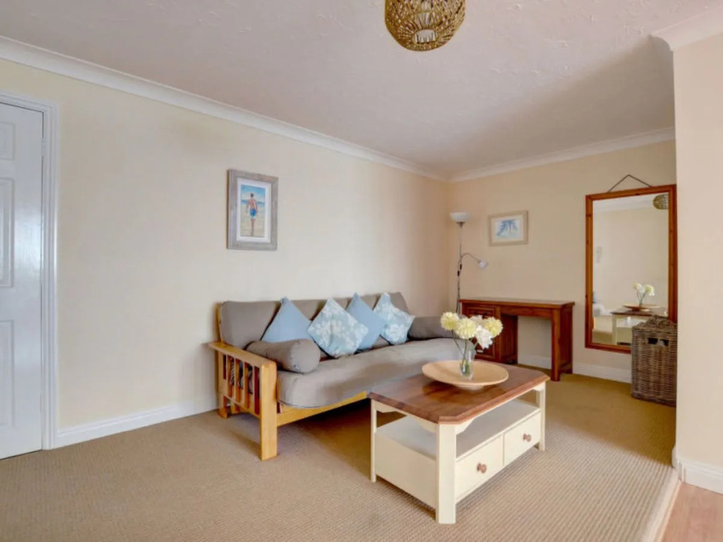 1 Devon Beach Court