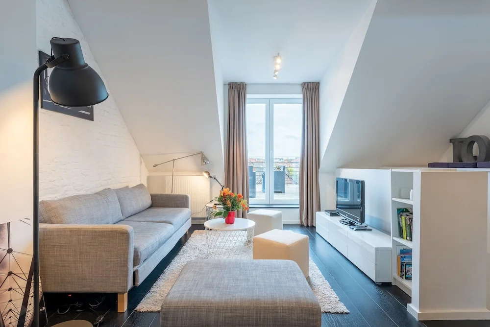 Europea Luxury Duplex Residence Flagey