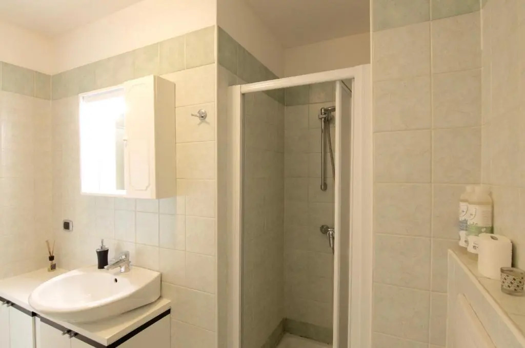 Interno77