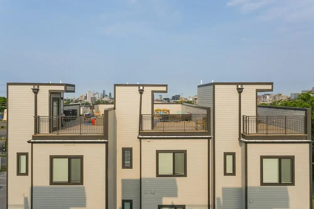 Ech3-4 Two Massive Homes Downtown Views & Tons of Outdoor Space! Sleeps 24!