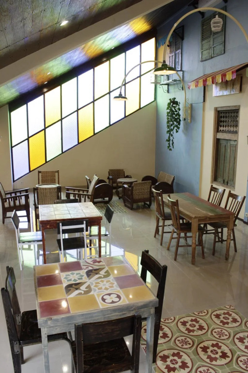 Omah Njonja Bed & Brasserie