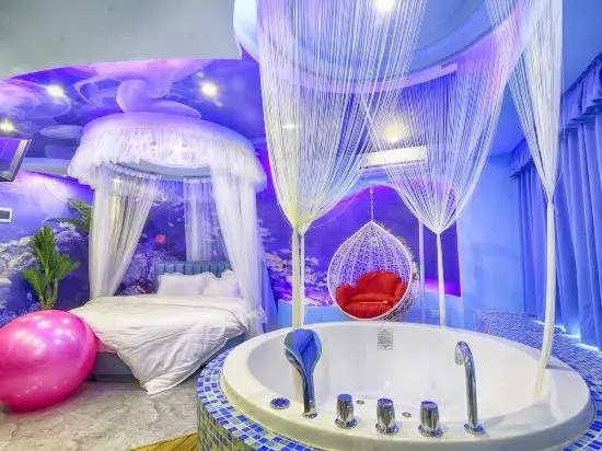 Lianlian Shiguang Theme Apartment