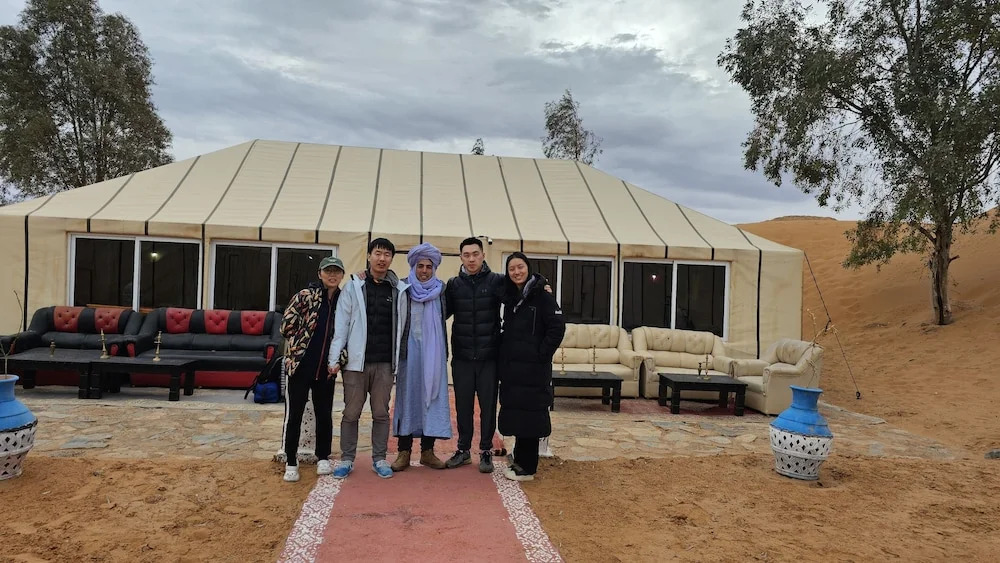 Safari luxury desert camp