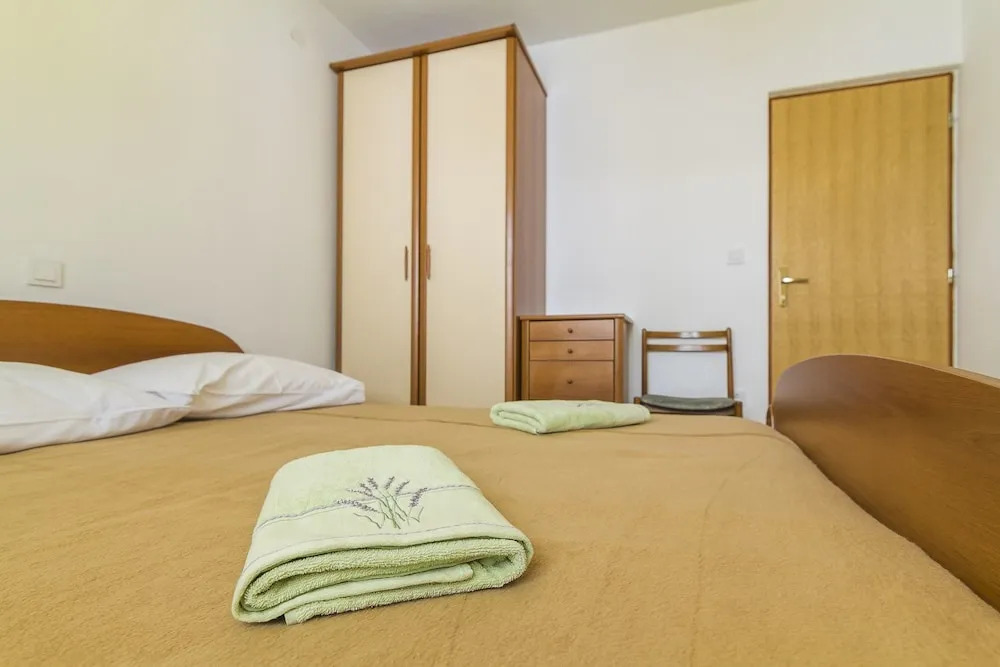 Apartments Ivica