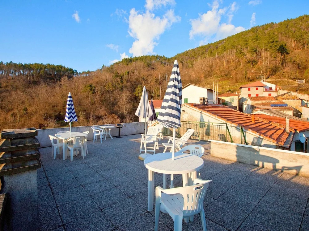 Holiday Home in Sesta Godano with BBQ