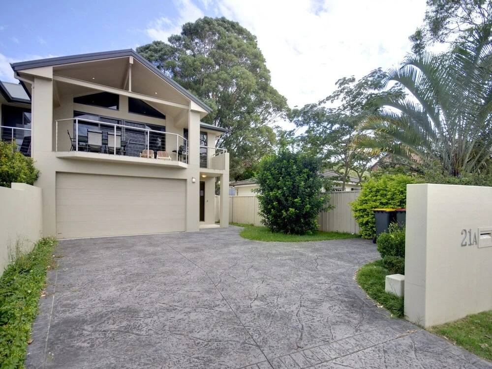 Sandy Point Road, 21A