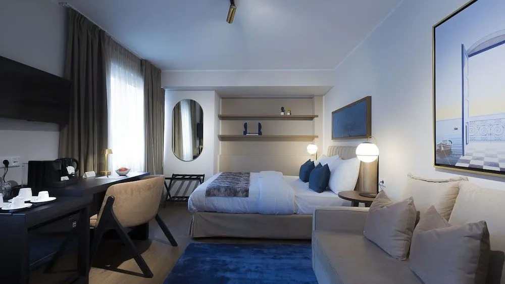 Delphi Hotel & Restaurant