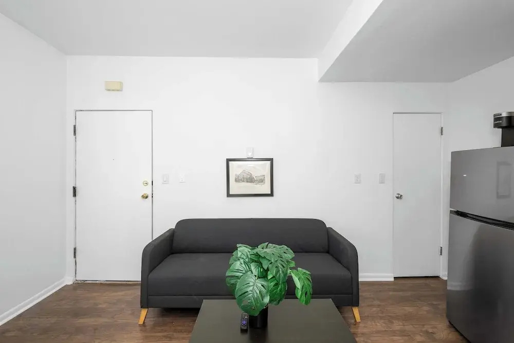 Northside Suite 1