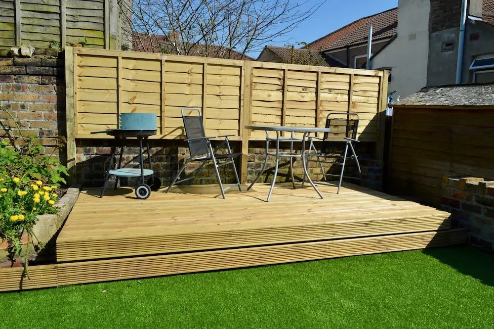Charming 2 Bedroom House With Terrace