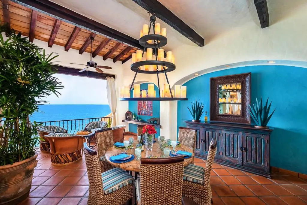 Coto San Xoaquin Villa Sleeps 6 with Pool and Air Con