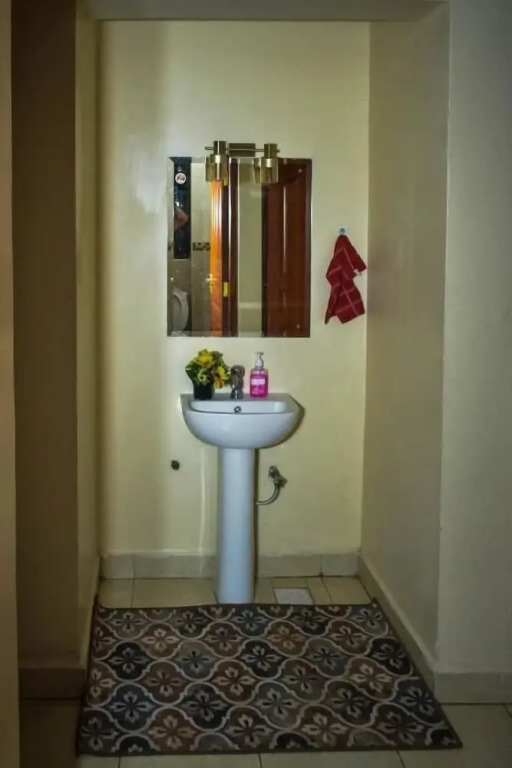 Lux Suites Lay Canon Apartments Ngara