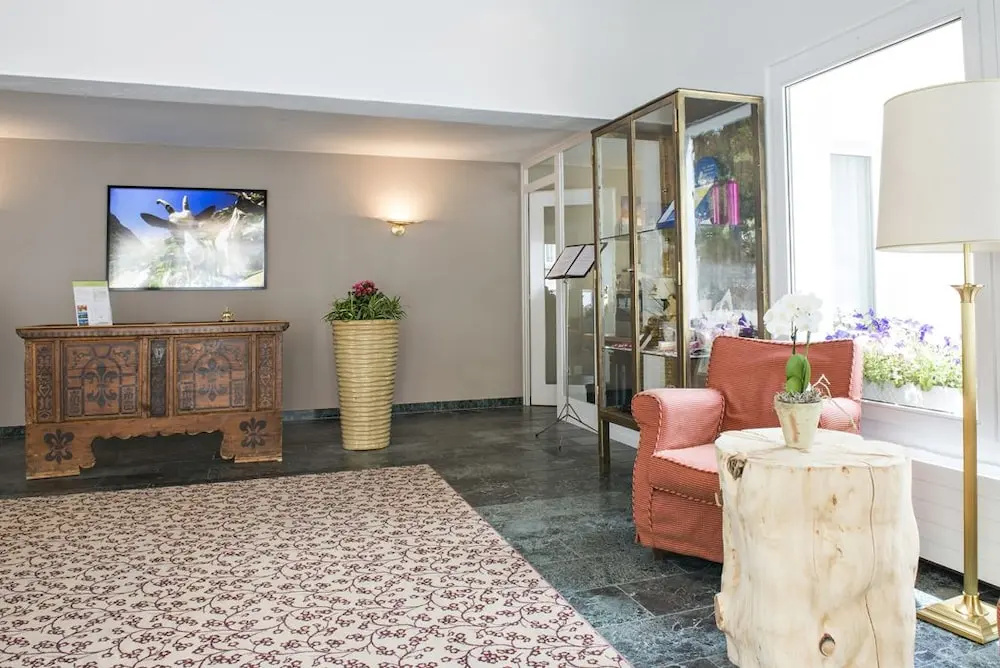 Quadratscha Hotel