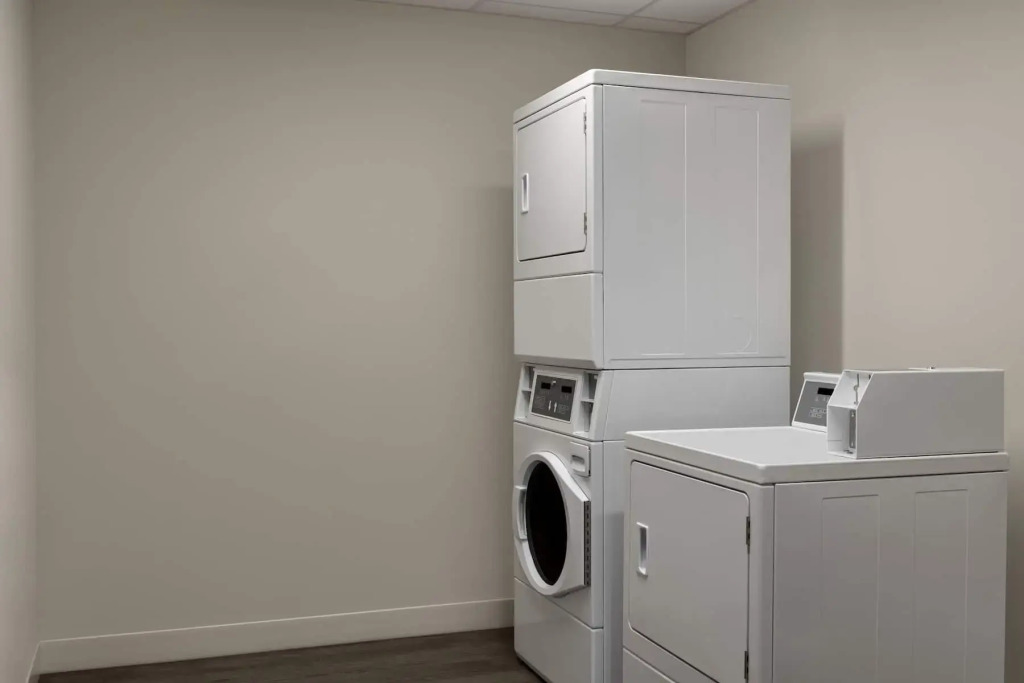 Microtel Inn & Suites by Wyndham Boisbriand