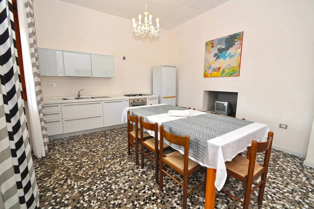 Villa Iris