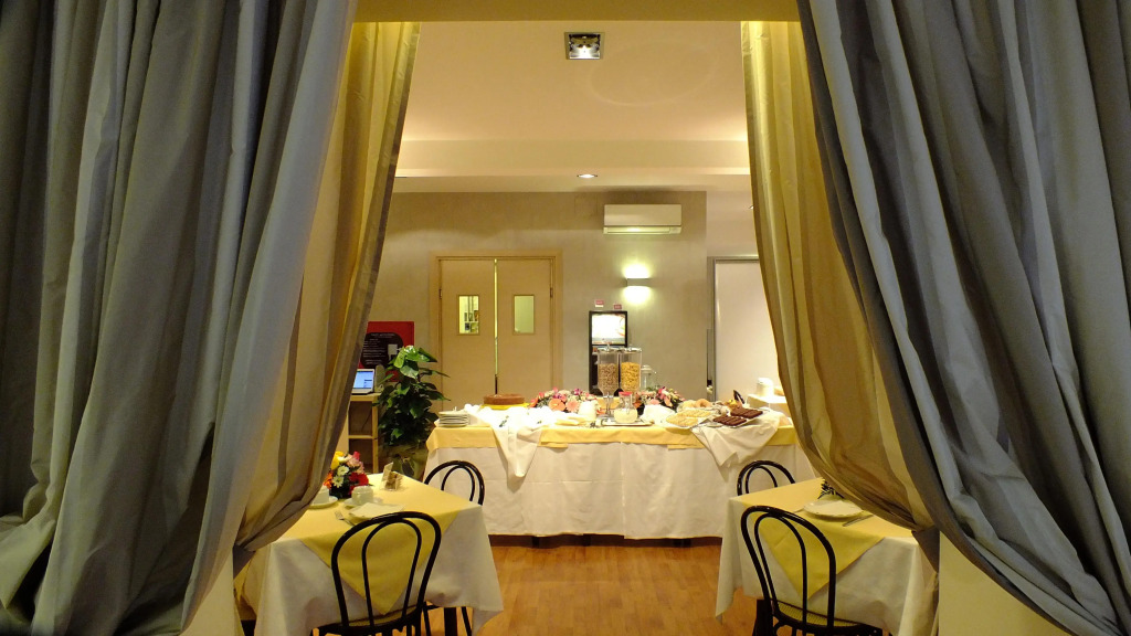 Hotel Consul