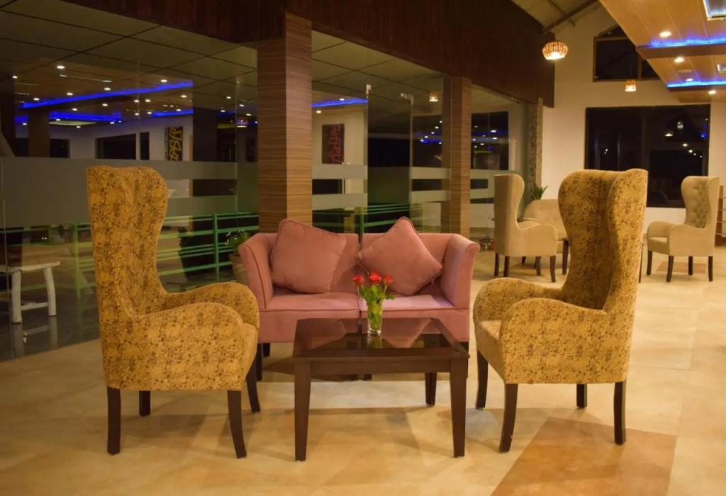 Aachman Nature Valley Resort Mashobra BY NAINA STAYCATION- Private Parking - Balcony and valley view Rooms