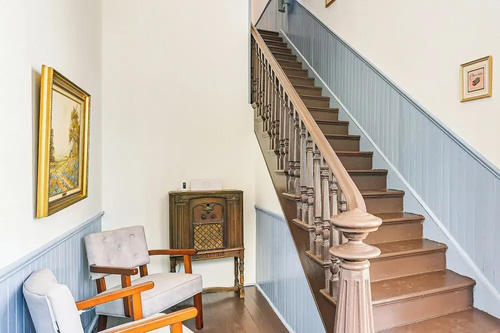 < 1/2 Mi to The Strand: Historic Galveston Apt!