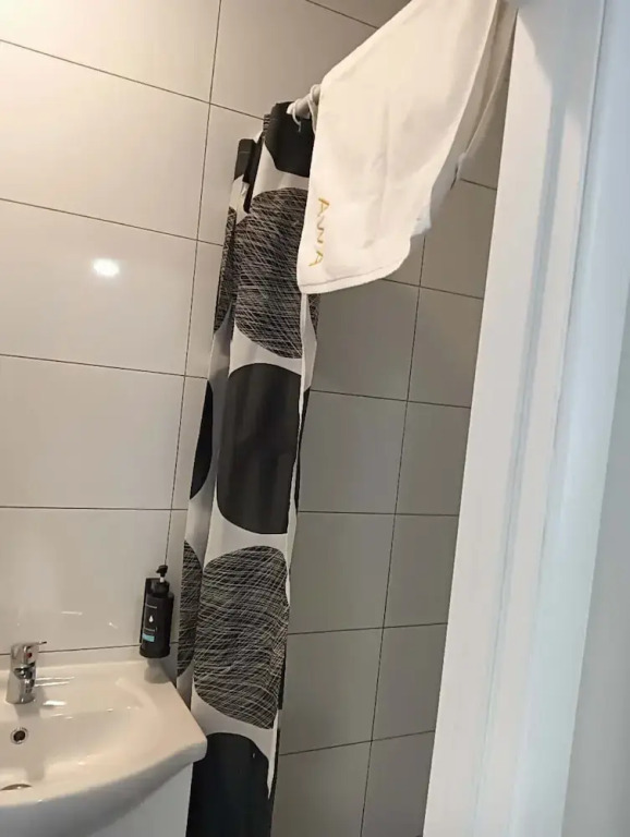 1 Double Beds Studio 95 Aquirus Drive