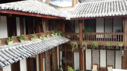 Lijiang Xianshe House