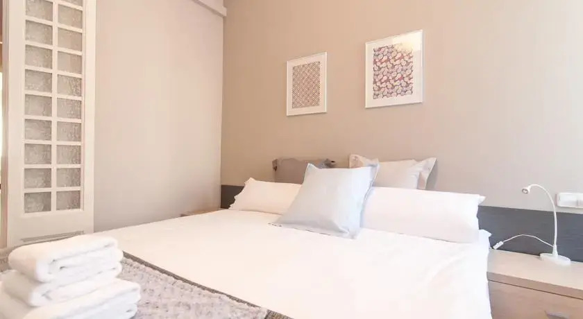 Bohemian Rhapsody 3 Bedrooms Gracia