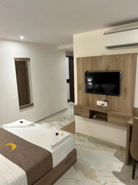 MIG SUITES