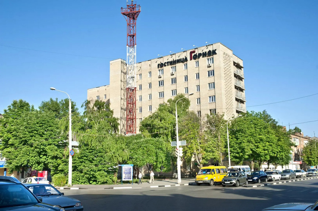 Гостиница Горняк