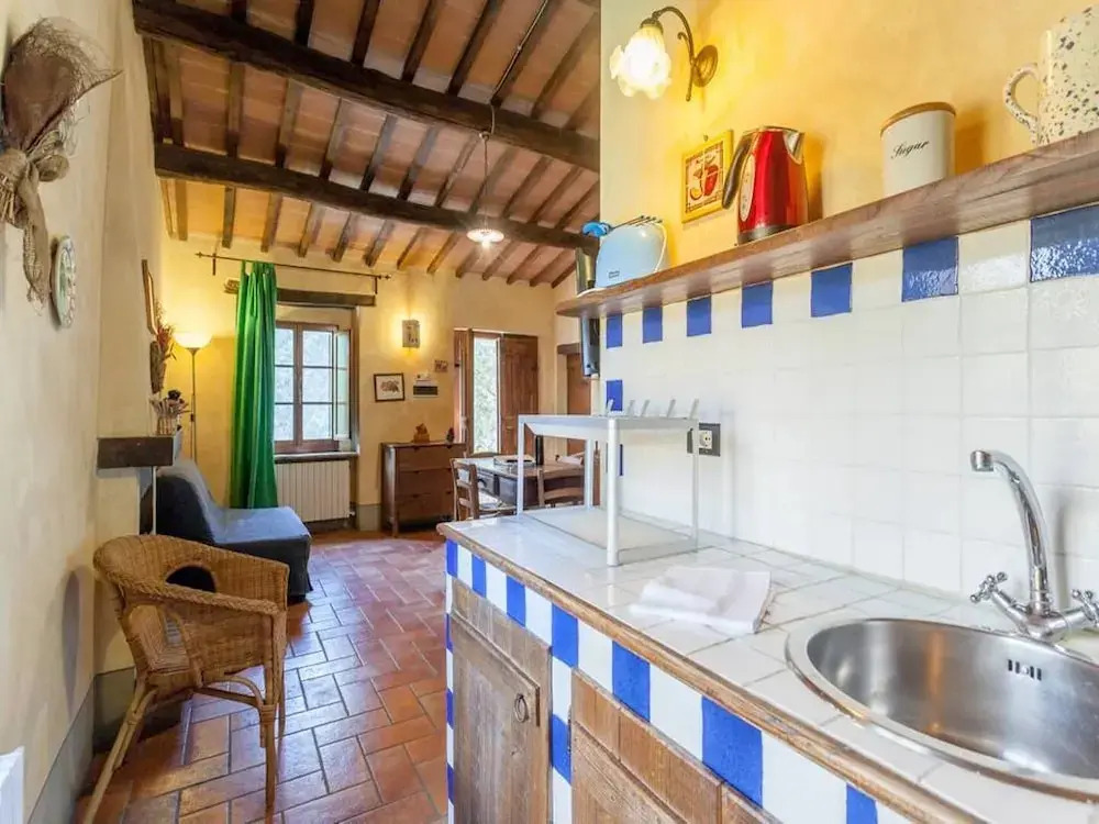 Appartamento Rustico In Fabbro