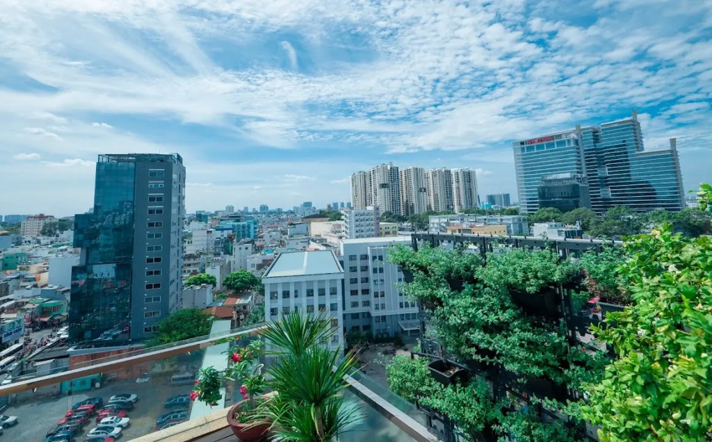 Lotus Saigon Hotel