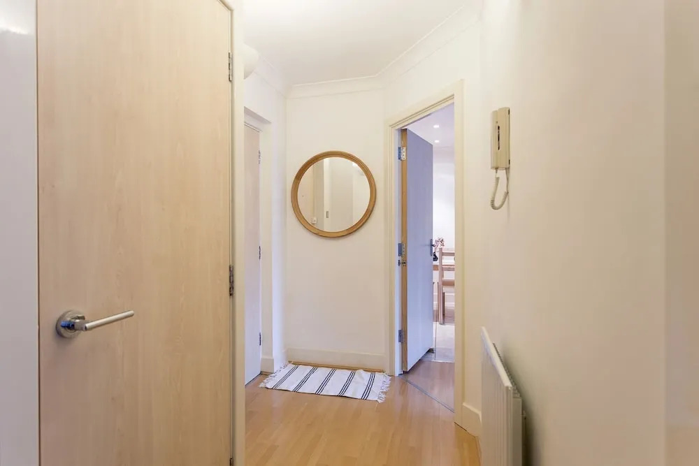 1 Bedroom Flat with Free WiFi - East London