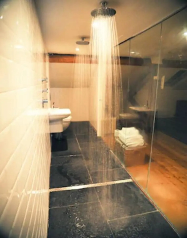 Kellys Hotel