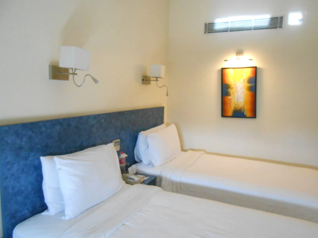Lemon Tree Hotel, Chinchwad, Pune