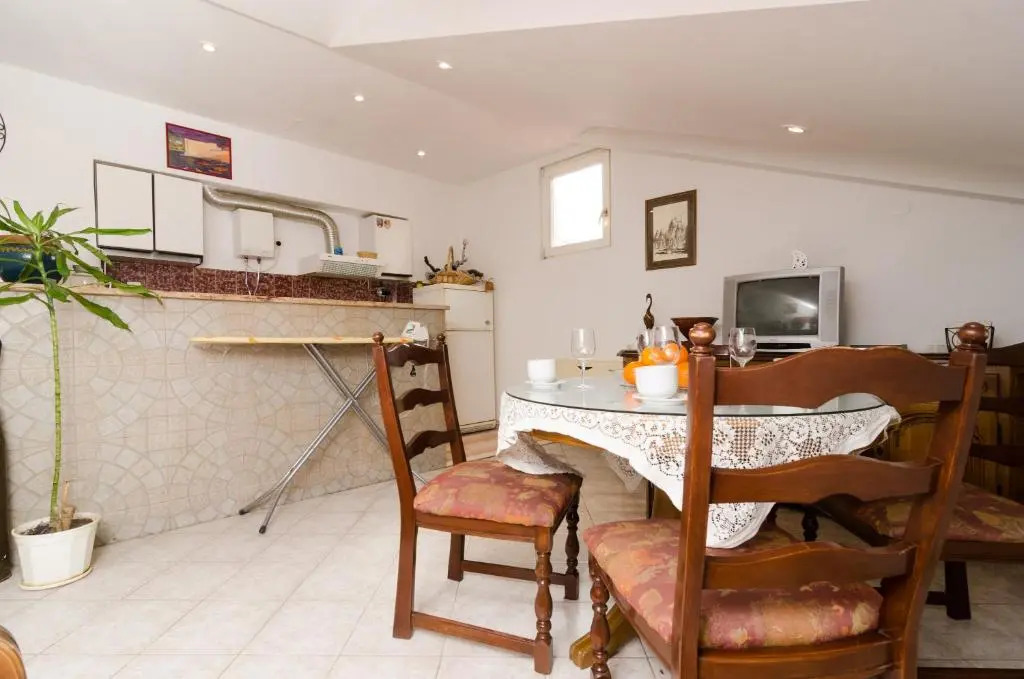 Apartment La Marina