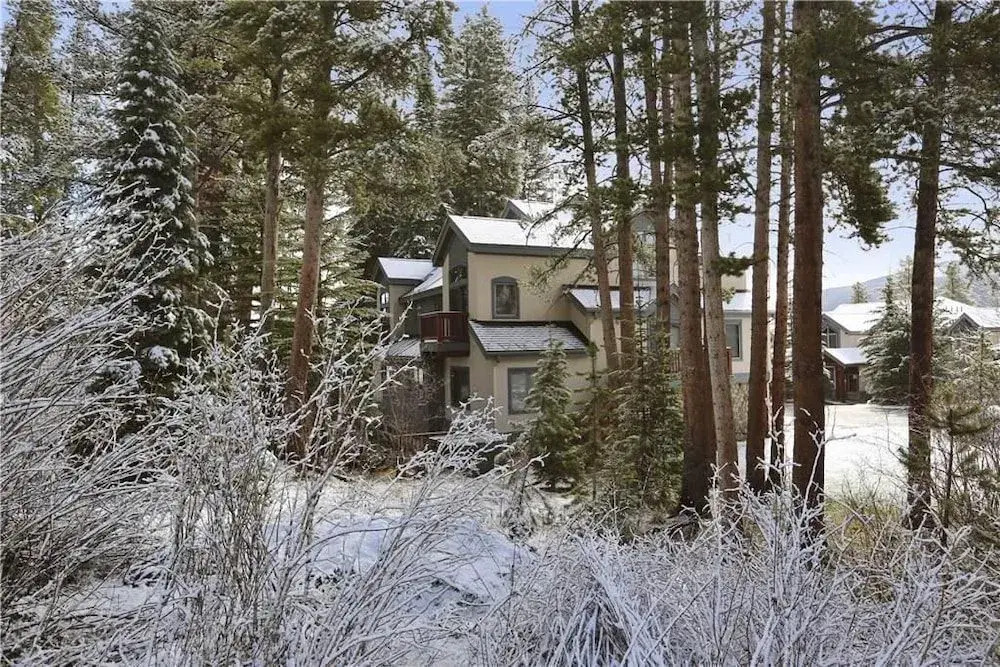 Pines 120 4 Bedroom Plus loft Town House