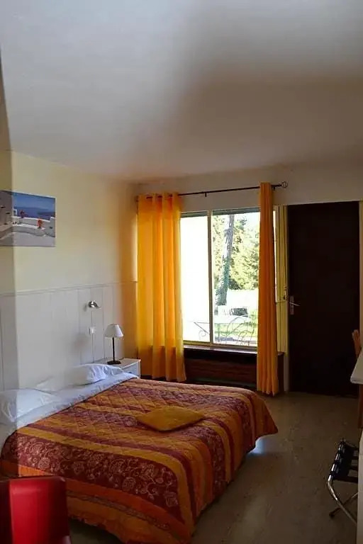 The Originals Access, Hostellerie des Pins